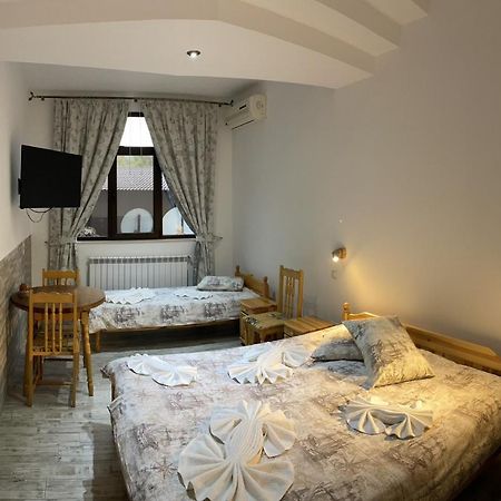 Hotel Hitar Petar Gabrovo Buitenkant foto