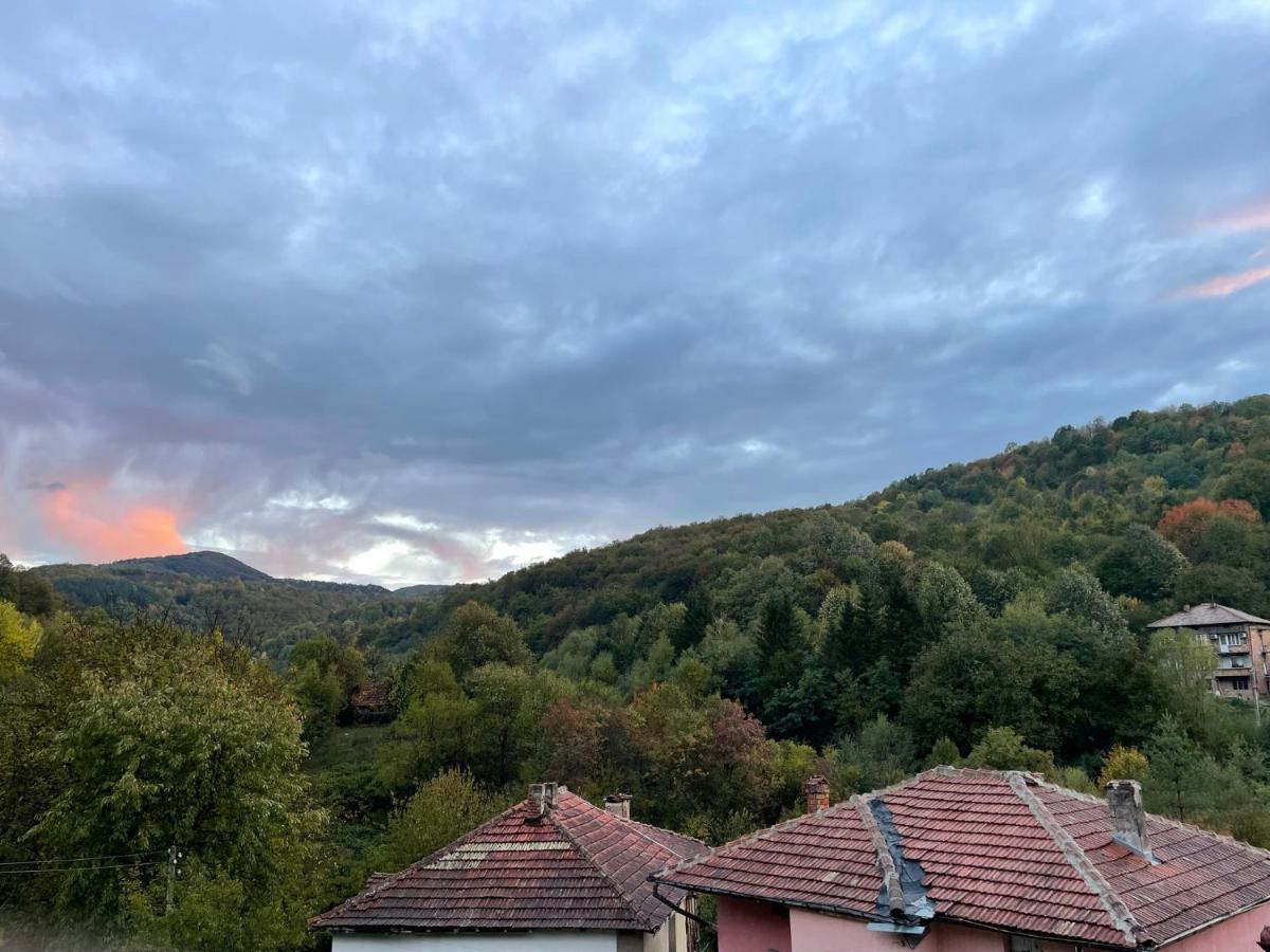 Hotel Hitar Petar Gabrovo Buitenkant foto