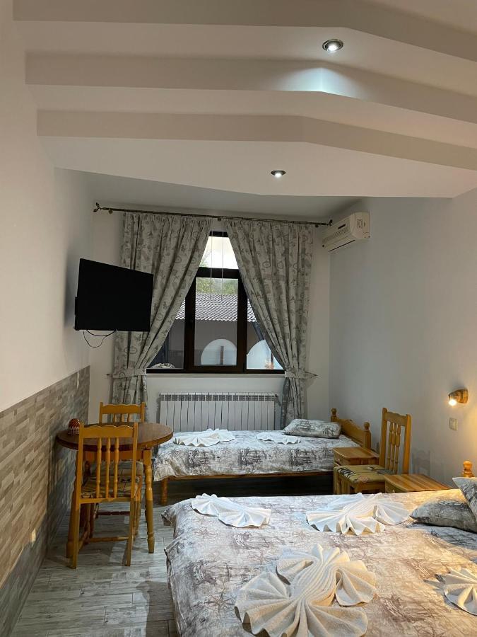 Hotel Hitar Petar Gabrovo Buitenkant foto