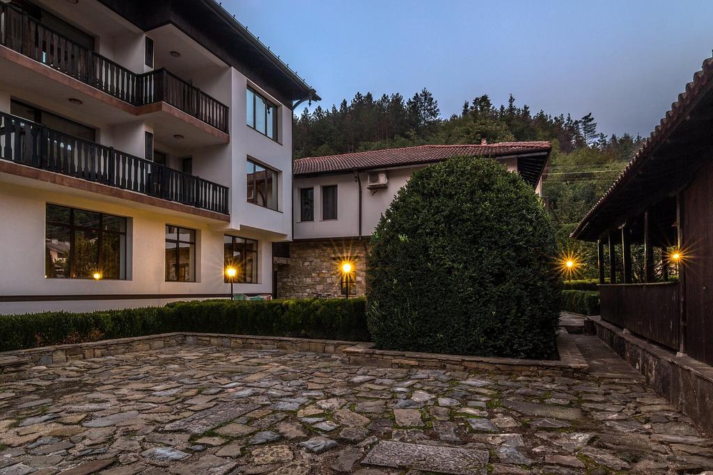 Hotel Hitar Petar Gabrovo Buitenkant foto